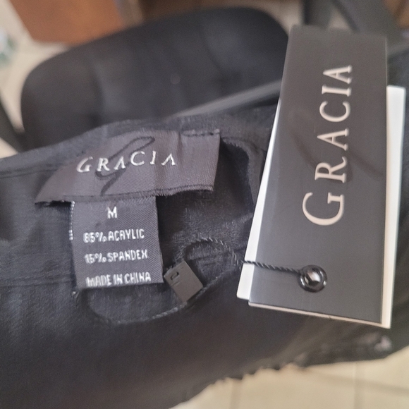 New Bloomingdale's Black & White Sleeveless Pleated Mini Dress Medium - Picture 5 of 6